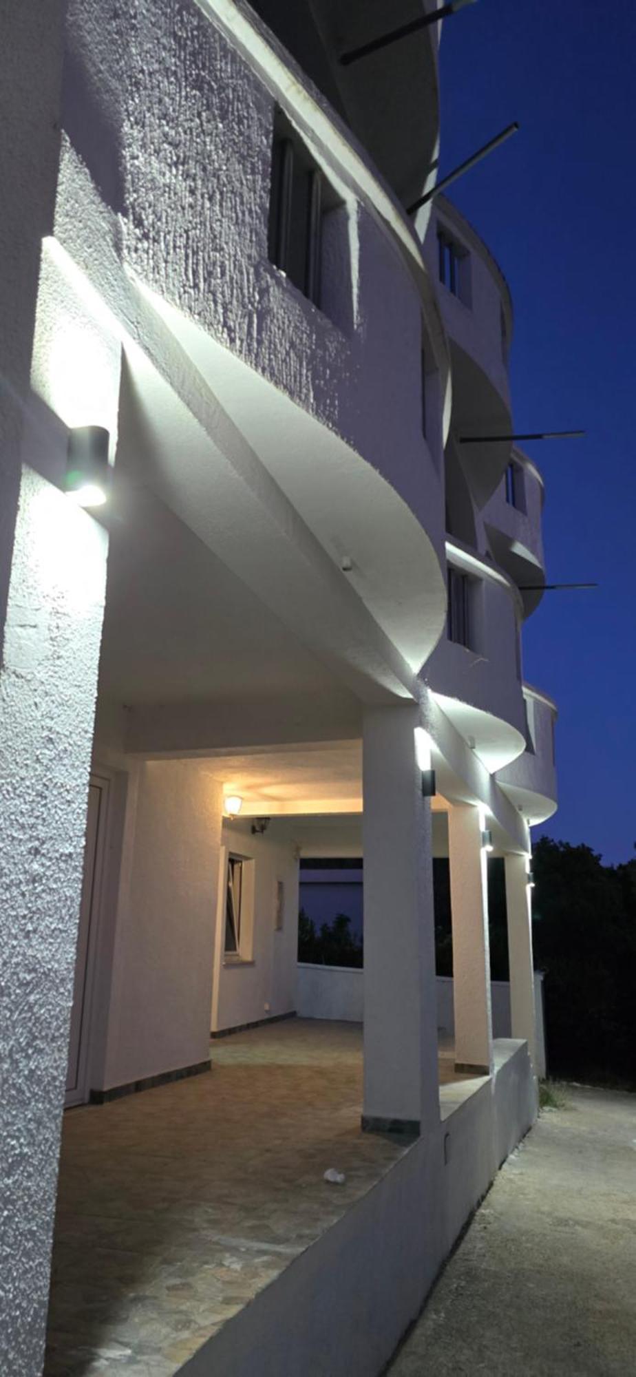 אוטייהא Villa Miki מראה חיצוני תמונה