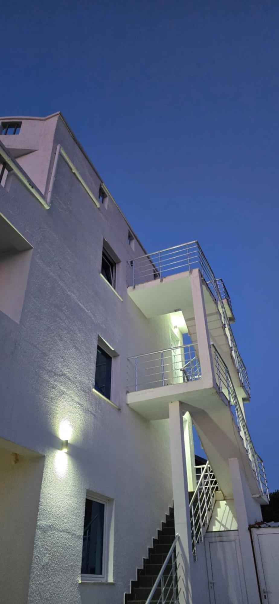 אוטייהא Villa Miki מראה חיצוני תמונה